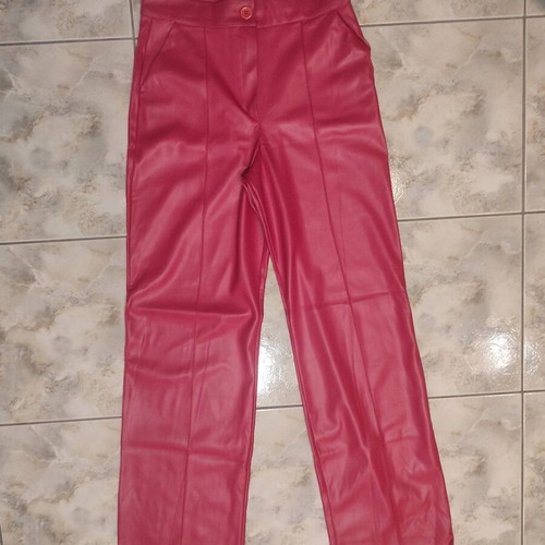 Leather fuchsia pants like new, waist 76cm, length 105cm