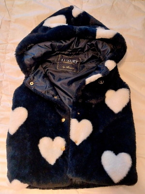 Alouette sleeveless fur jacket new, blue, for 6-year-old girl