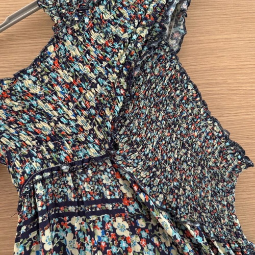 Helmi floral dress like new, size M