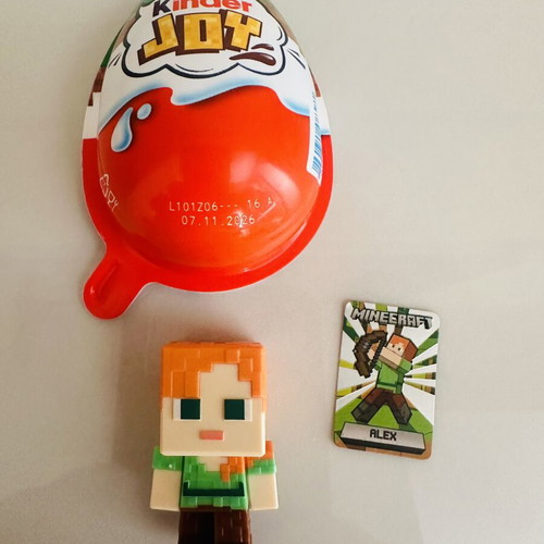 Kinder Joy Minecraft Alex figure new
