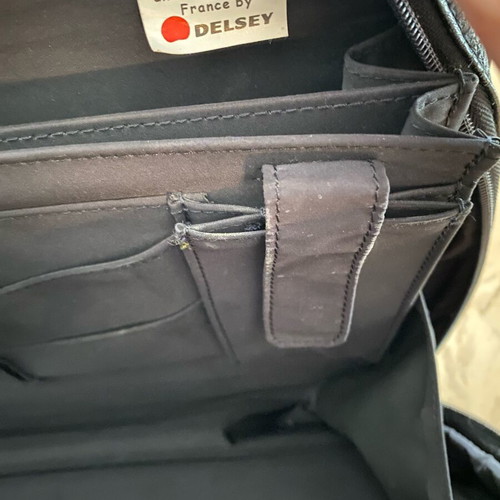 Delsey professional bag like new, black leather