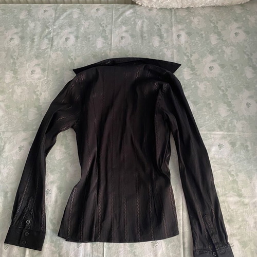 Sarah Lawrence black fitted women's shirt new with gold thread designs