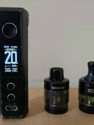 Drag X2 and Vaporesso GTX electronic cigarettes used