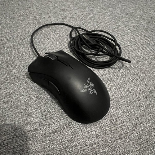Razer Deathadder Elite gaming mouse like new