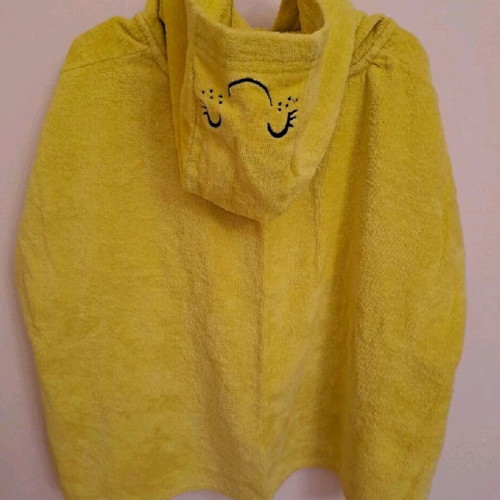 Orchestra beach poncho 9-12 months like new