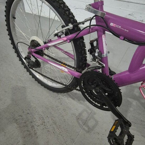 Bullet 24-inch women's mountain bike with front suspension and gears