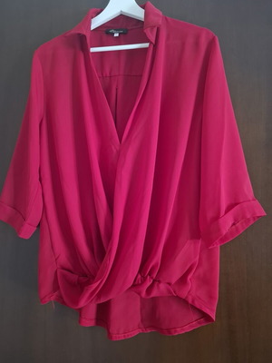 Secret red blouse size M like new