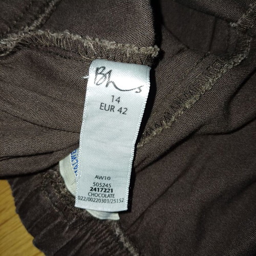 BHS brown fitted pants used, size UK14/EUR42