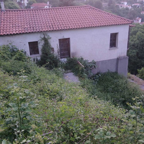 Detached stone house for renovation with view in Agios Petros Kynourias
