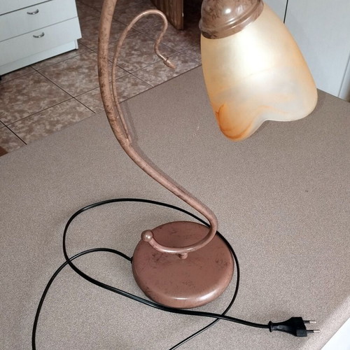 Table lamp with opaline glass like new
