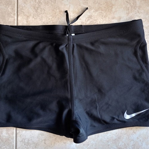 Nike Swim kids' swim shorts, black, size L (12-14 years)