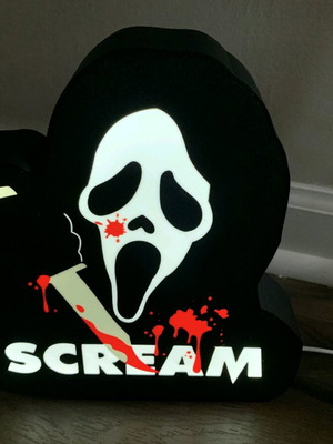 Scream lightbox new, works with USB