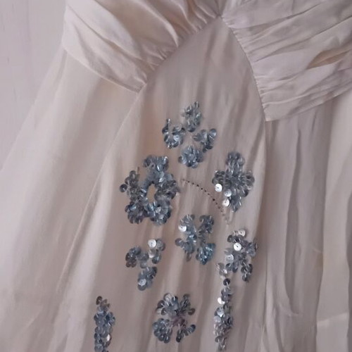 BCBG Maxazria 100% Silk Evening Dress like new, XS/S, with sequins