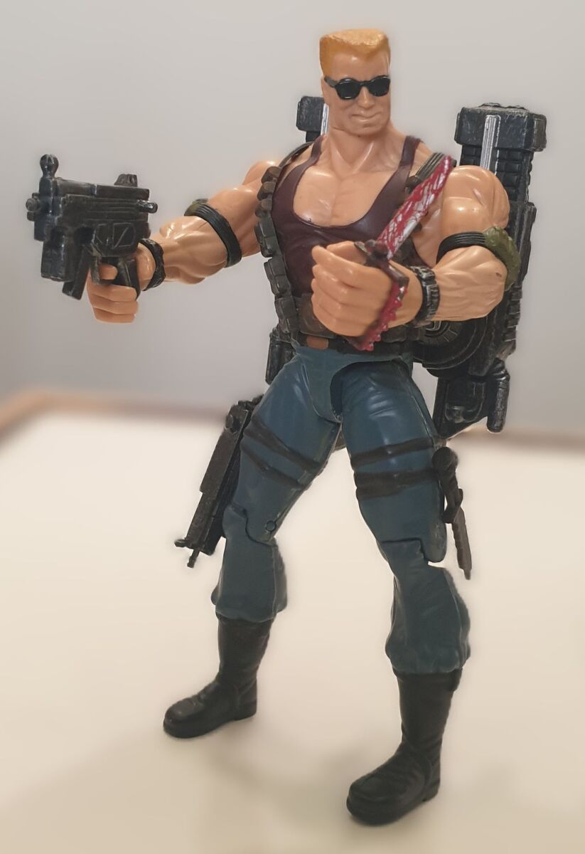 Duke Nukem action figure like new, 3D… - € 60,00 - Vendora.cy