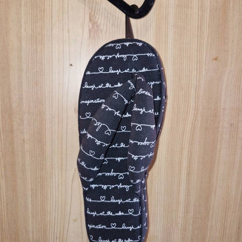 Fabric flip flops new, size 37, black and white