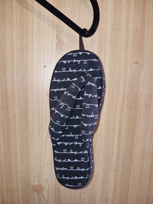 Fabric flip flops new, size 37, black and white