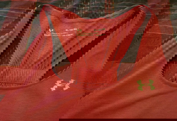 Under Armour Γυναικείο Αθλητικό T-shirt