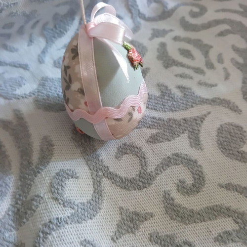 Mini turquoise decorative Easter egg 5cm like new