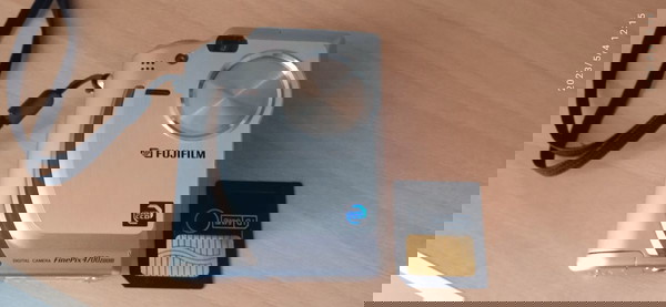 Ψηφιακή Φωτογραφική μηχανή FujiFilm FinePix 4700z