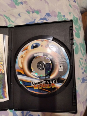 Theme Park World PC game used