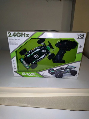 Remote control buggy new, 50m range, green color