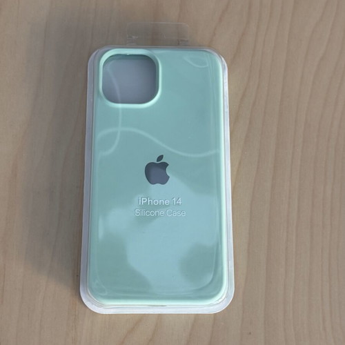 Apple iPhone 14 silicone case