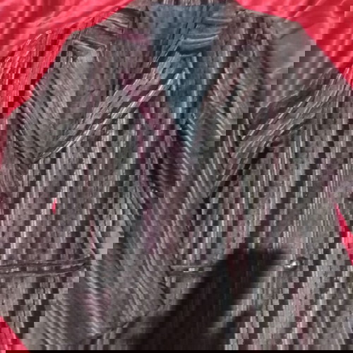 Сако използвано, размер M 38, гръдна обиколка 98 см, велурено