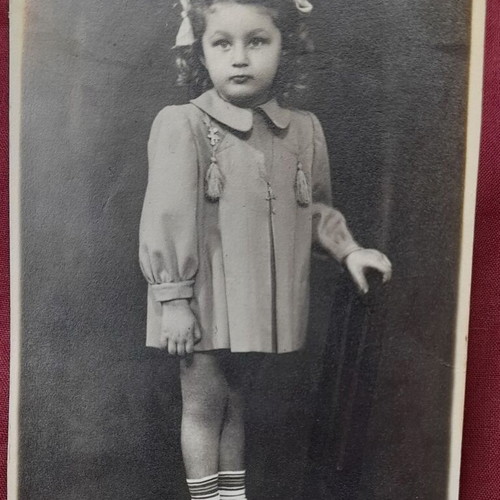 Photo Piraeus vintage black and white portrait of a girl used