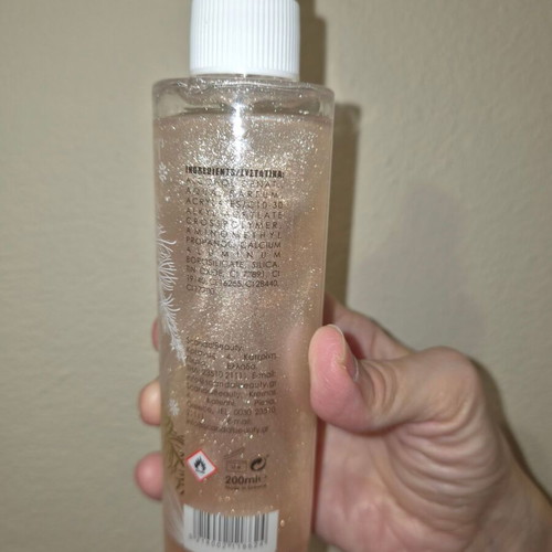 Shimmering Body Mist powder scent, new