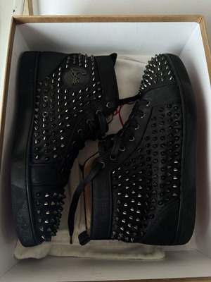 Christian Louboutin Louis Orlato flat spikes sneakers like new, size 45.5