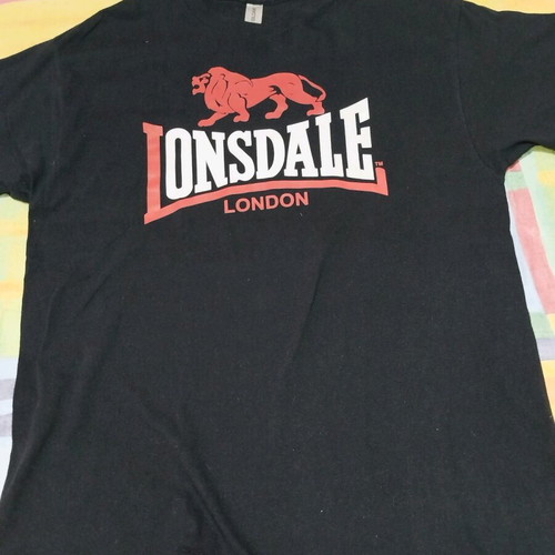Gildan T-shirt large used, black