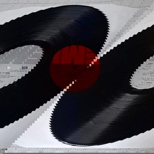 B.T. Express Energy To Burn LP употребяван