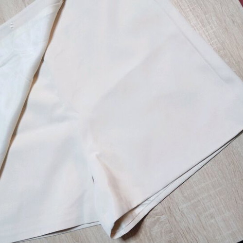 Skort ecru new, size L, beige