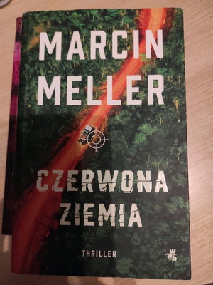 Czerwona Ziemia Marcin Meller μεταχειρισμένο βιβλίο στην πολωνική γλώσσα
