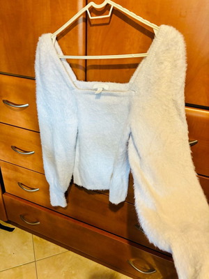 H&M blouse with puffed shoulders white, size S