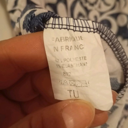 Elastic blouse like new convertible to strapless, white and blue, sizes L to XXXL