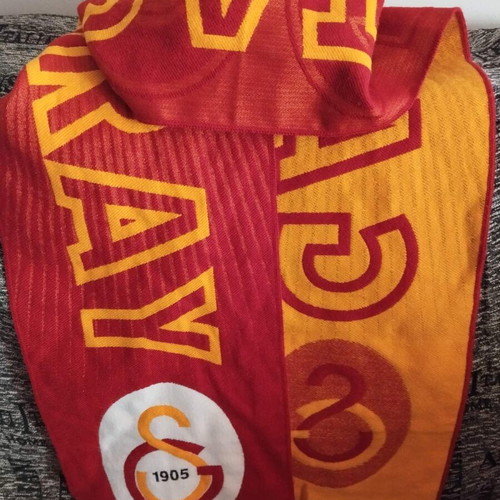 Galatasaray scarf like new official replica