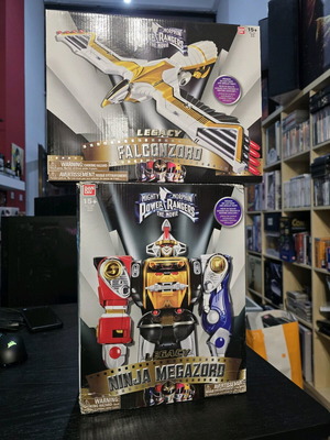 Mighty Morphin Power Rangers The Movie Legacy Ninja Megazord and Falconzord like new