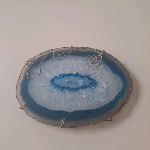 Semi-precious stone like new, dimensions 12×9 cm