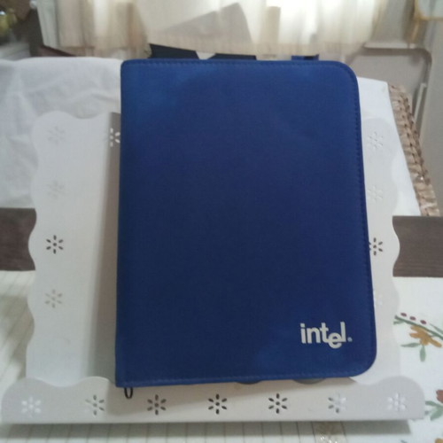 Intel folder blue like new with pocket and notepad