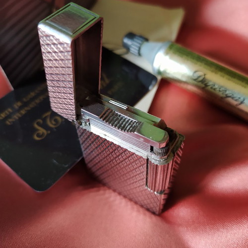 Vintage Dupont Silver Lighter..