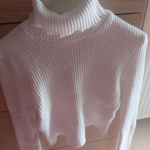 Women's turtleneck new, size small, white