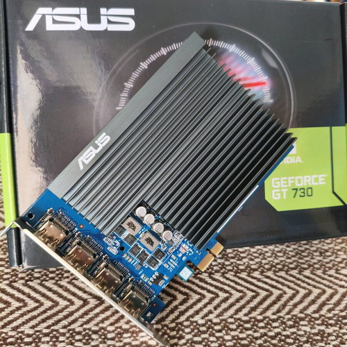 Asus GeForce GT 730 2GB GDDR5 graphics card like new