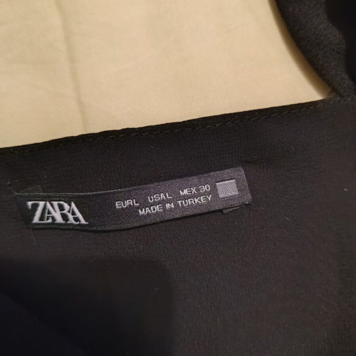 Zara top like new, black, size L
