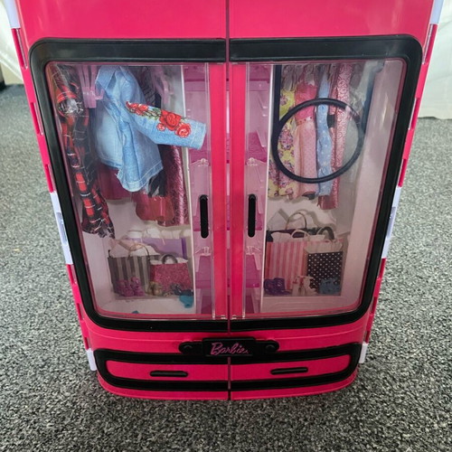 Barbie closet wardrobe with clothes and accessories like new