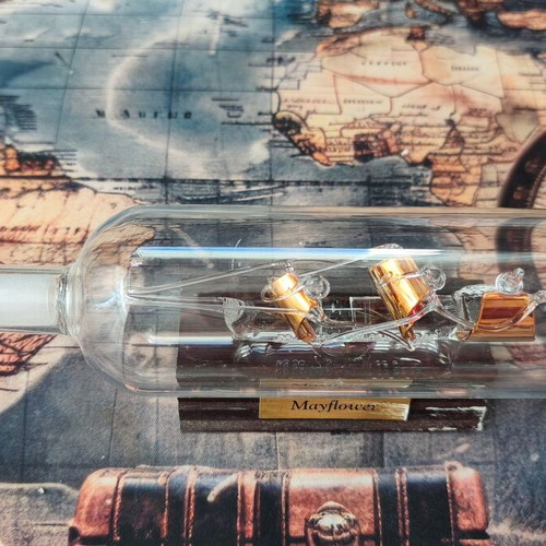 Mayflower decorative ship in glass bottle with wooden base, new