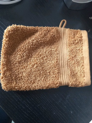 Bath glove like new