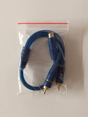 RCA Y-Splitter Audio Cable New, 1 Female to 2 Male, Blue Transparent