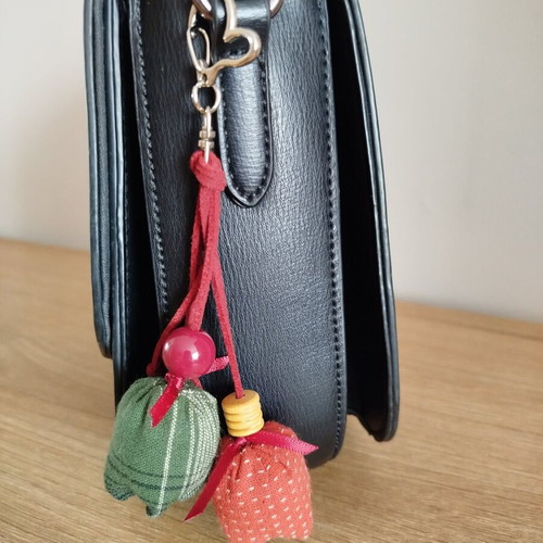 Handmade textile keychain with two tulips, custom made