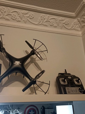 Drone like new with camera and remote control